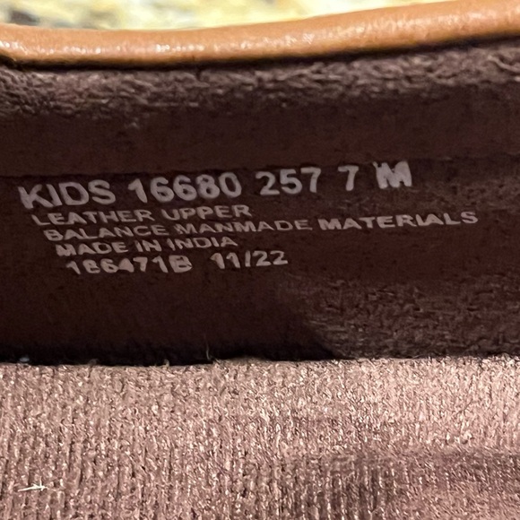 Boys size 7 Florsheim loafers like new - Picture 6 of 8